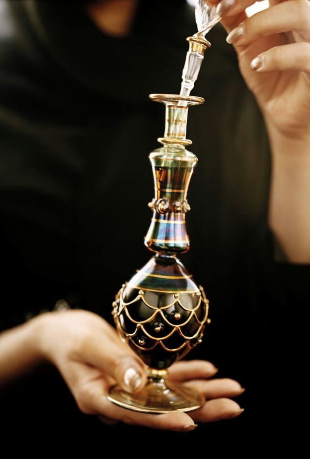 يستهدف المعرض عشاق و محبي العطور