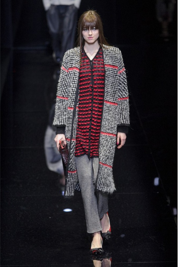 الوان شتوية وكارديغان طويل من امبوريو ارماني