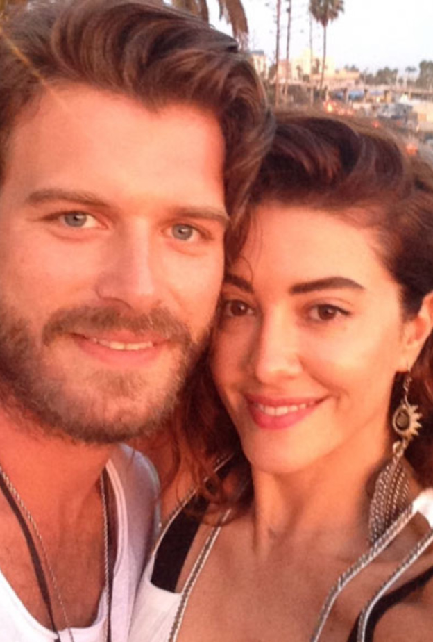 كيفانش تاتليتوغ وزوجته