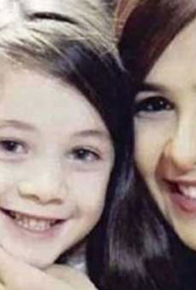 ياسمين عبد العزيز وابنتها