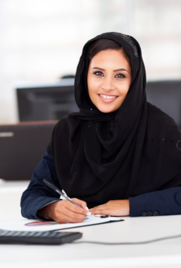 سعودة وظائف المذيعات في كافة قنوات هيئة الإذاعة و التلفزيون 