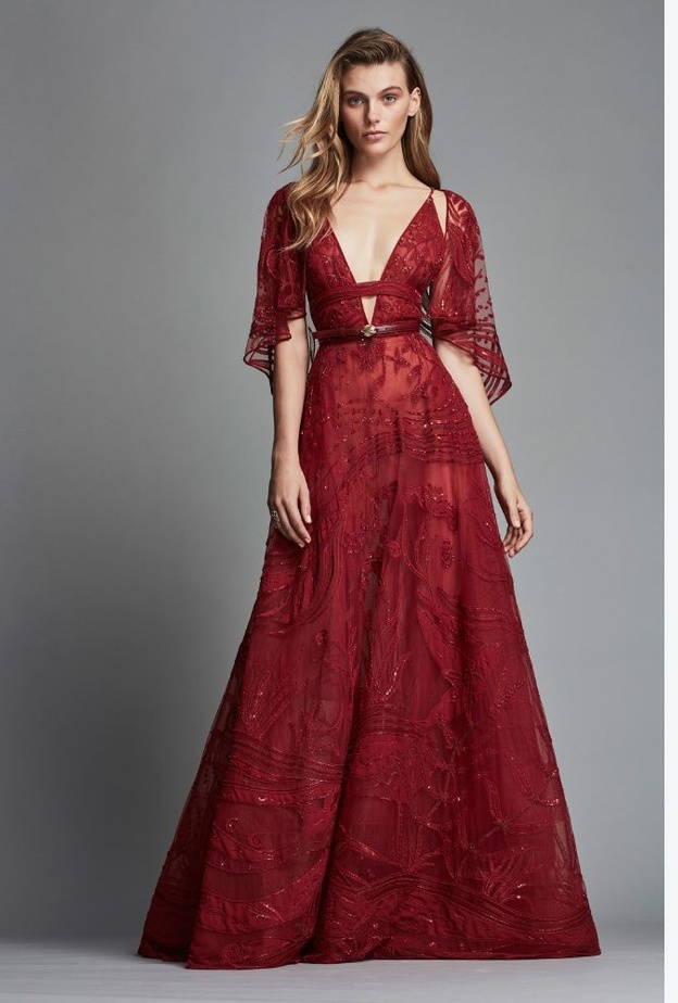 فستان من زهير مراد