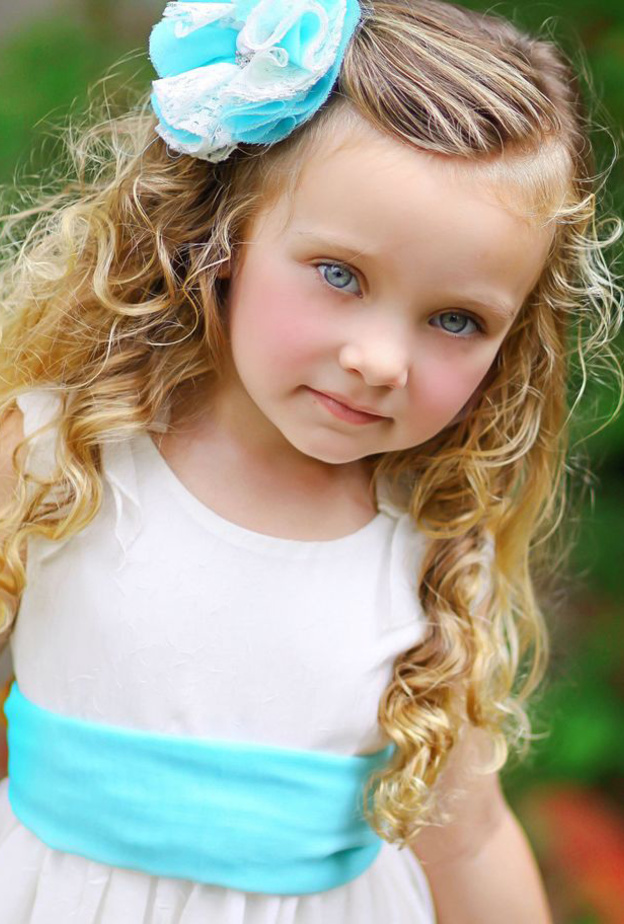 القبعات الملونة من اكسسوارات الشعر للبنات صغار