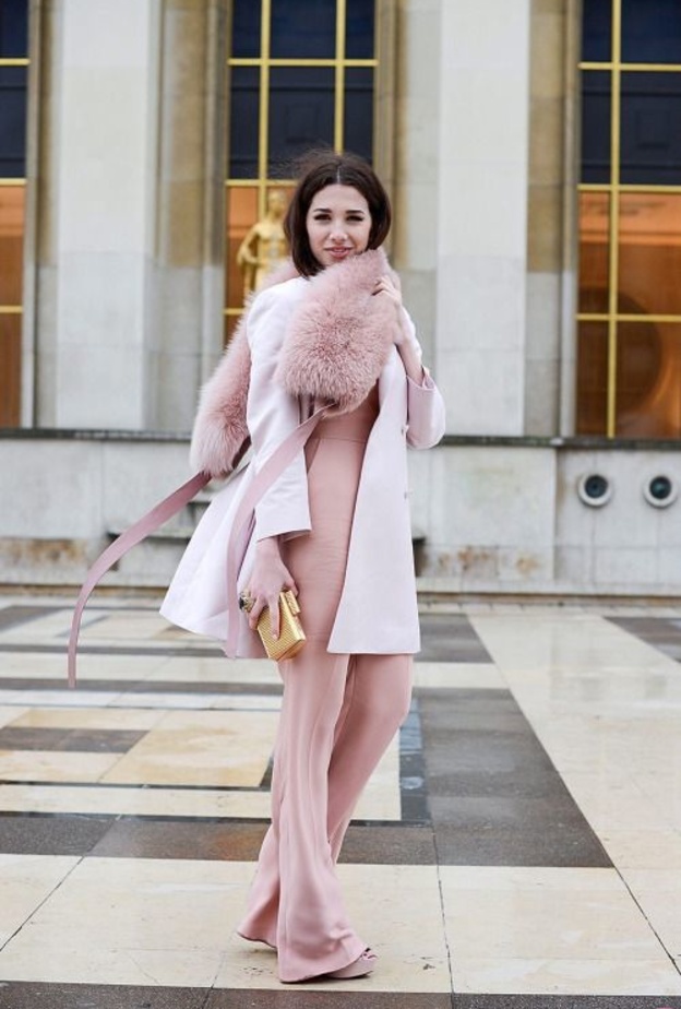 تألقي بإطلالات ناعمة بدرجات الباستيل الراقية