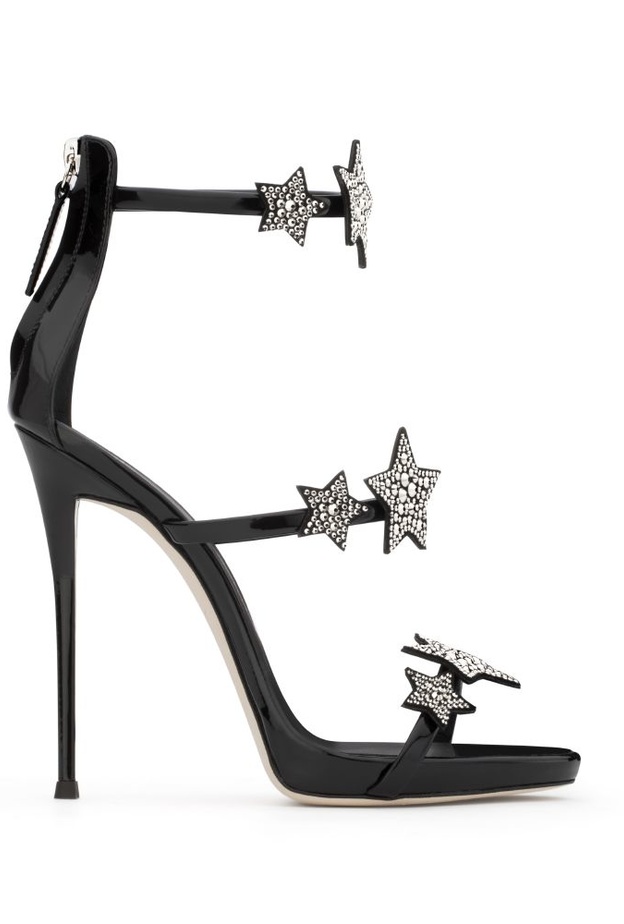 مجموعة العطلات الأساسية الجديدة