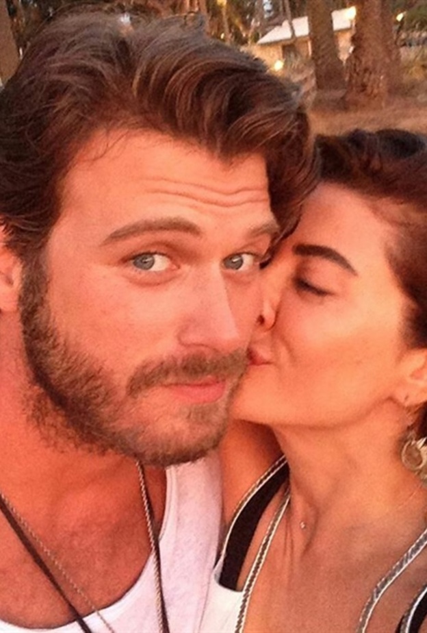 كيفانش تاتليتوغ  وزوجته