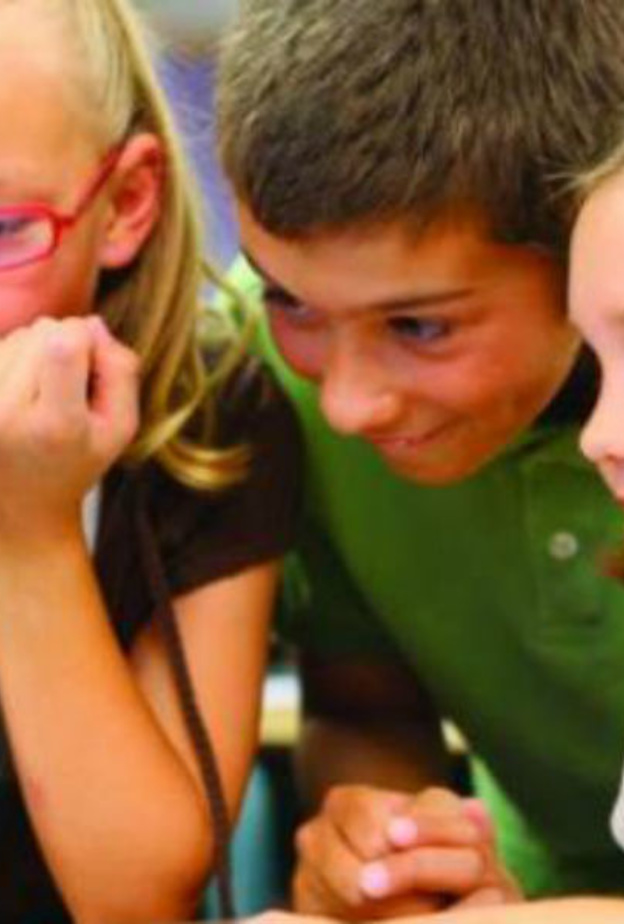 دور وسائل الاعلام في تربية الابناء