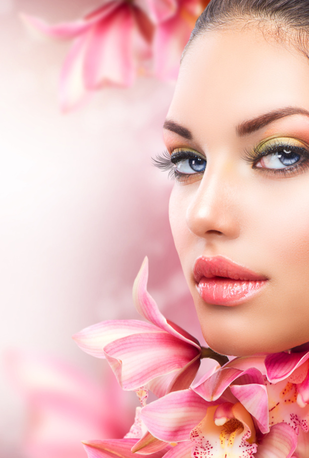 ماء الورد يمنحك اطلالة رائعة وبشرة نضرة