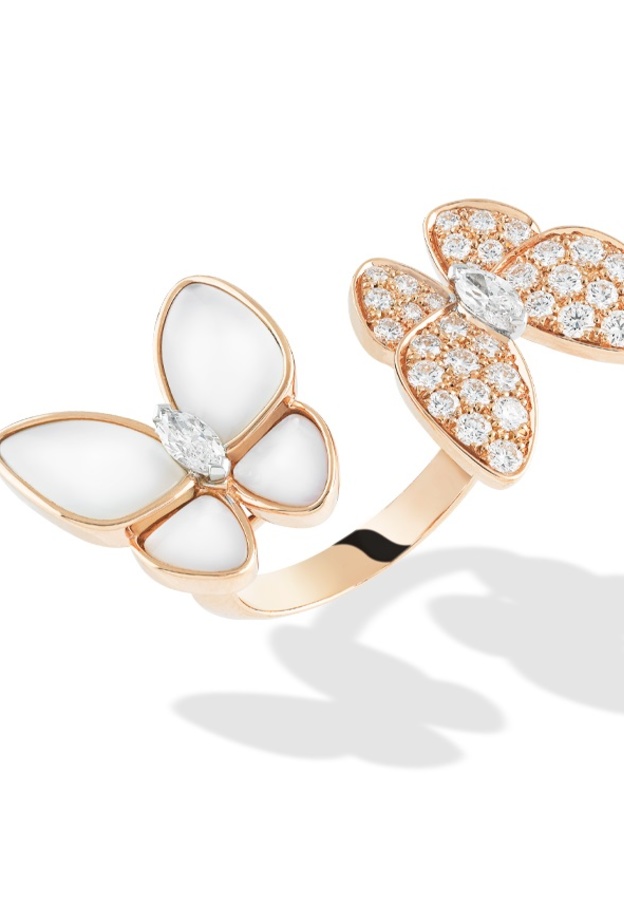 خاتم لويس فيتون من الذهب وغرق اللؤلؤ الأبيض