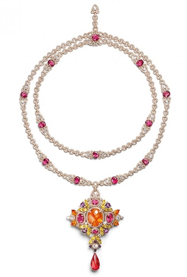 قلادة من لويس فويتون Louis Vuitton