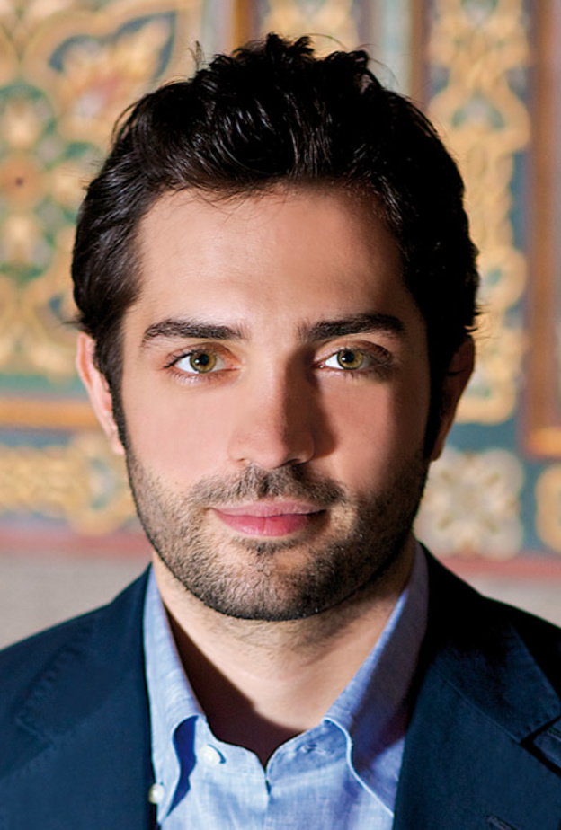 محمد باش يحتفل بعيد ميلاده