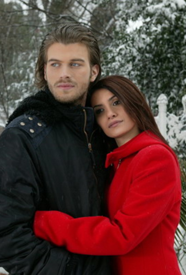 كيفانش تاتليتوغ  وسونجول أودين