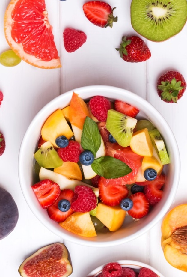 افضل 10 فواكه مفيدة ينصح بتناولها يوميا