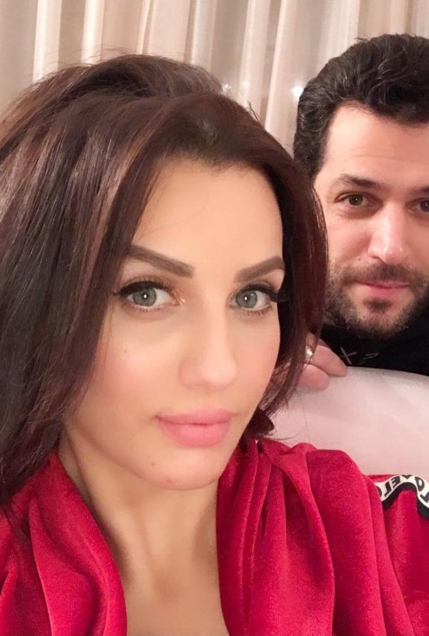 مراد يلدريم  وايمان الباني