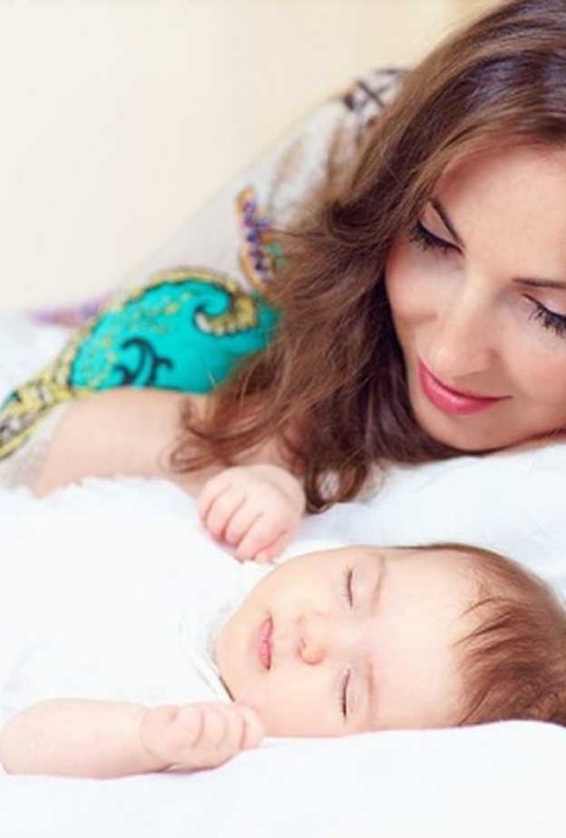 لا تقلقي من استيقاظ حديثي الولادة بشكل متكرر