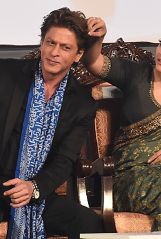 كاجول وشاروخان من مهرجان كولكاتا السينمائي