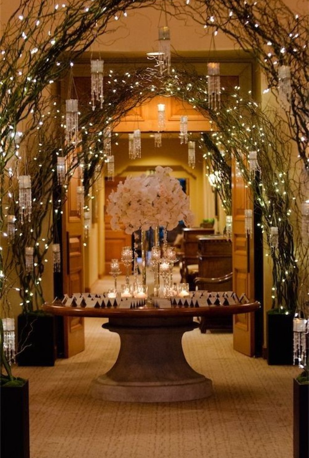 طاولة استقبال مليئة بالذكريات و الاحاسيس