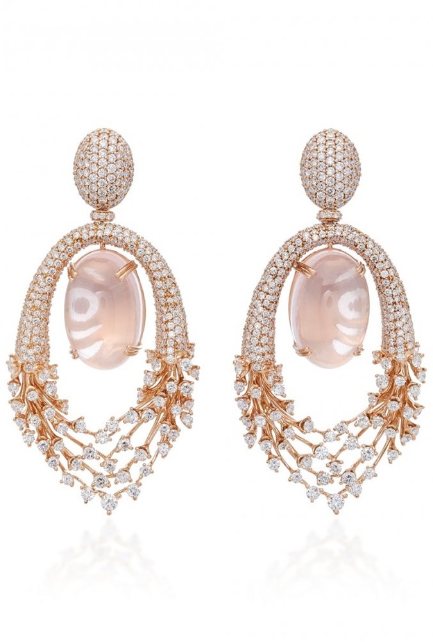 اسوارة من شانيلChanel