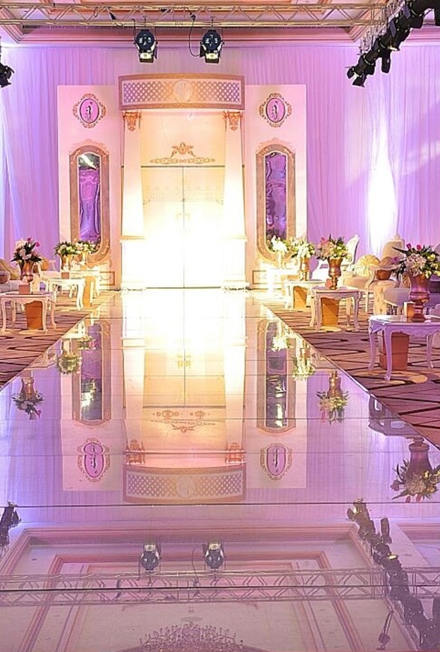 من تنسيق منظمة الاعراس السعودية اروى .