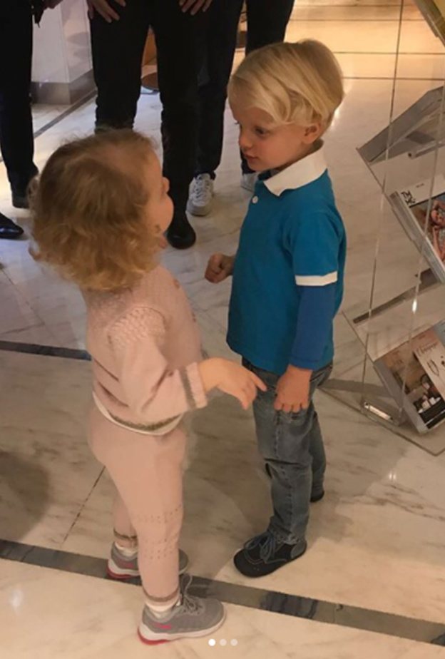 ظهور علني لـ توأم موناكو مع الأميرة تشارلين