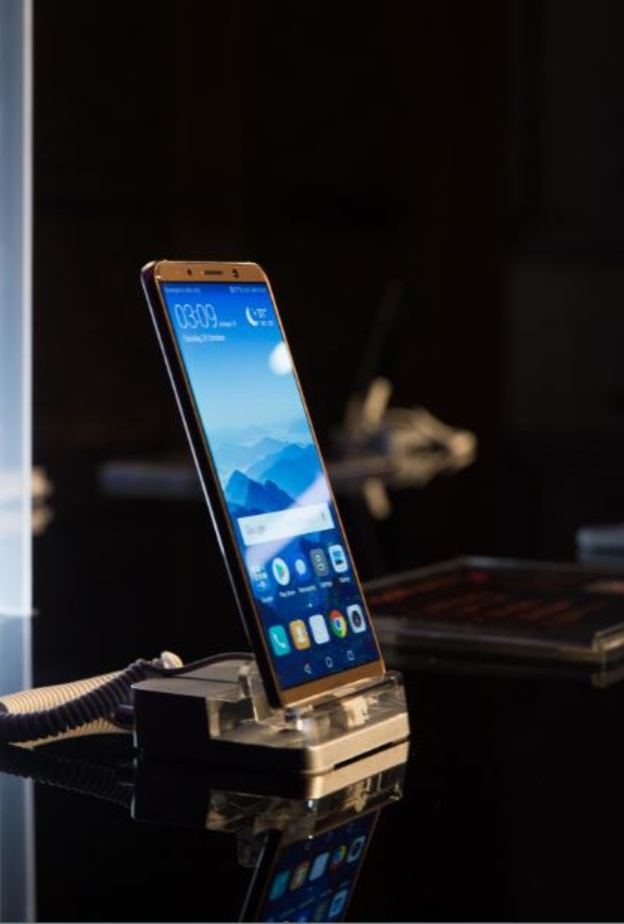 هاتف هواوي مايت 10