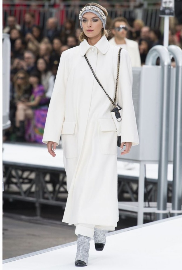 Max Mara معطف باللون العسلي من