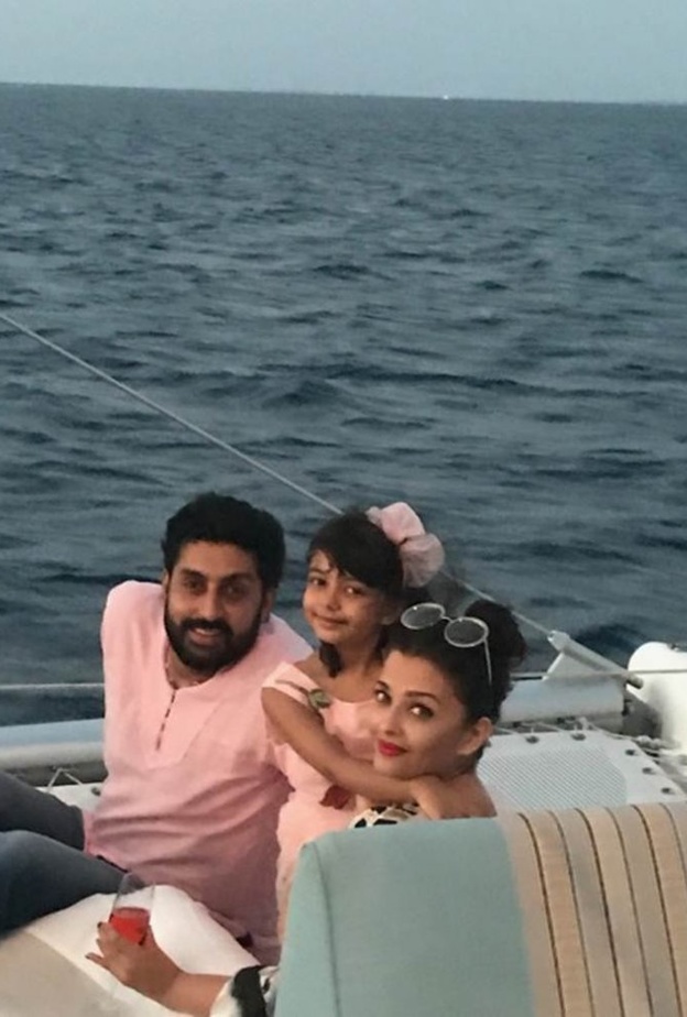 ما الرسالة التي وجهها أميتاب باتشان لحفيدته في عيد ميلادها