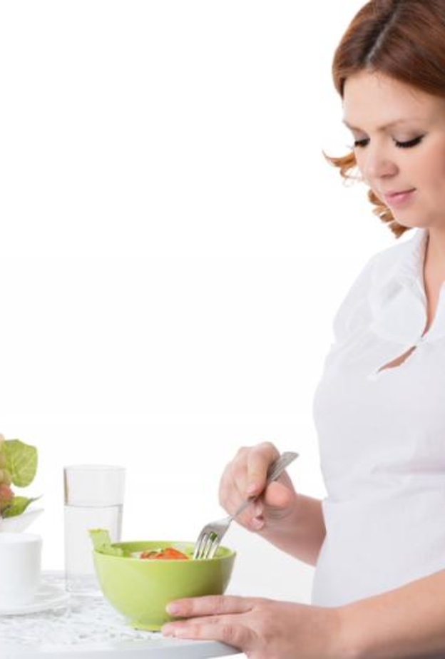 اطعمة ممنوعة اثناء الحمل