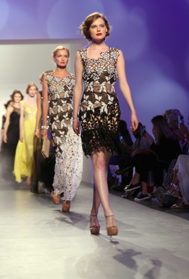 من مجموعة Christophe Guillarmé  