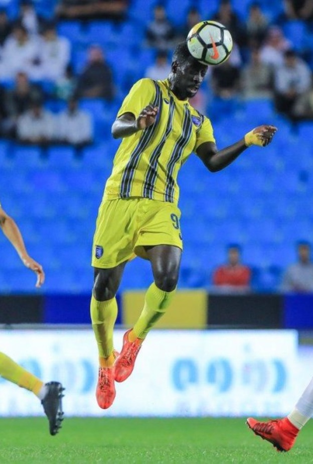 من لقاء الأهلي و التعاون