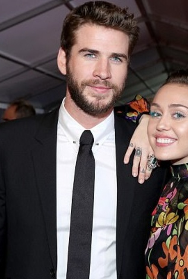 مايلي سايرس وليام هيمسورث