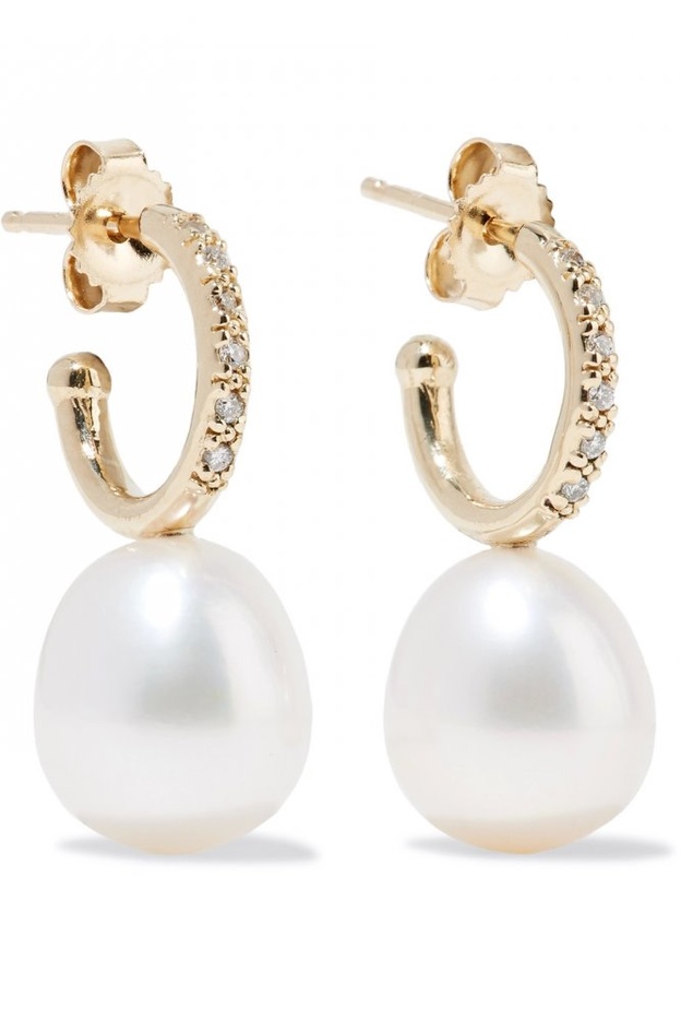 سوار من شانيل.