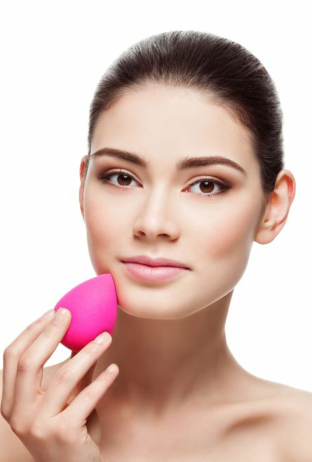 ادمجي الكونسيلر والكونتور بالبيوتي بلندر