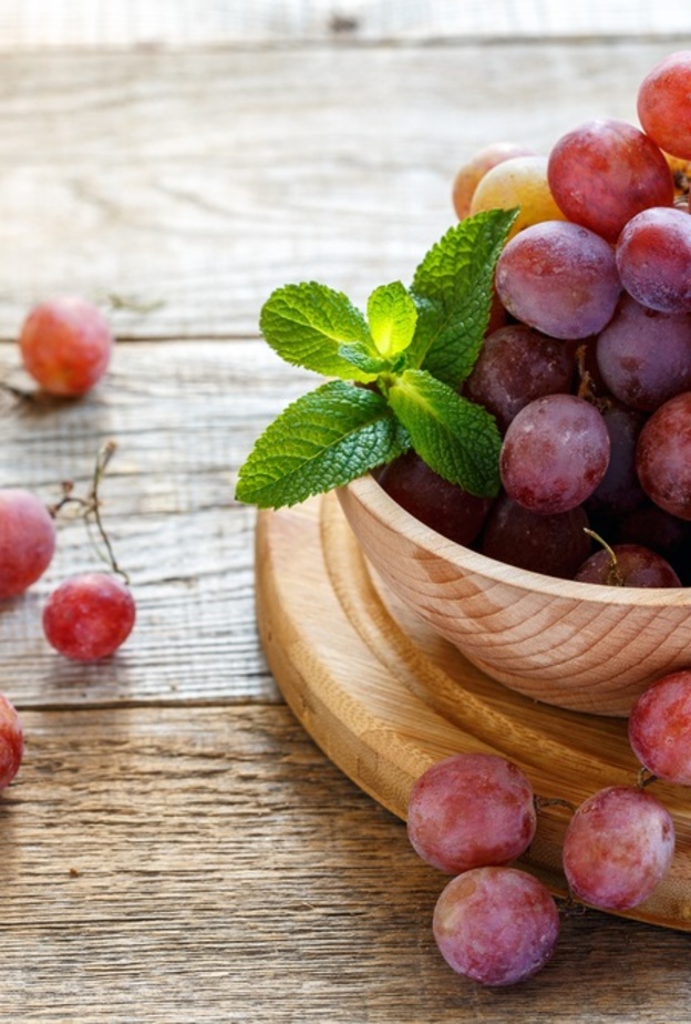 فوائد العنب لمرضى السكر