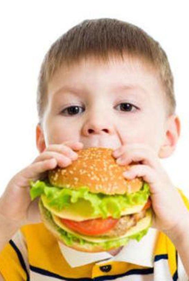 خبراء يحذرون من اثر بدانة الأطفال على ادراكهم