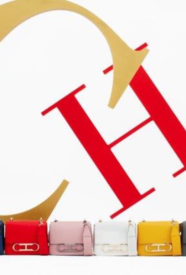 أكسسوار رئيسي من CH Carolina Herrera