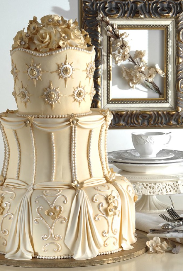 كيك باللون الازرق.