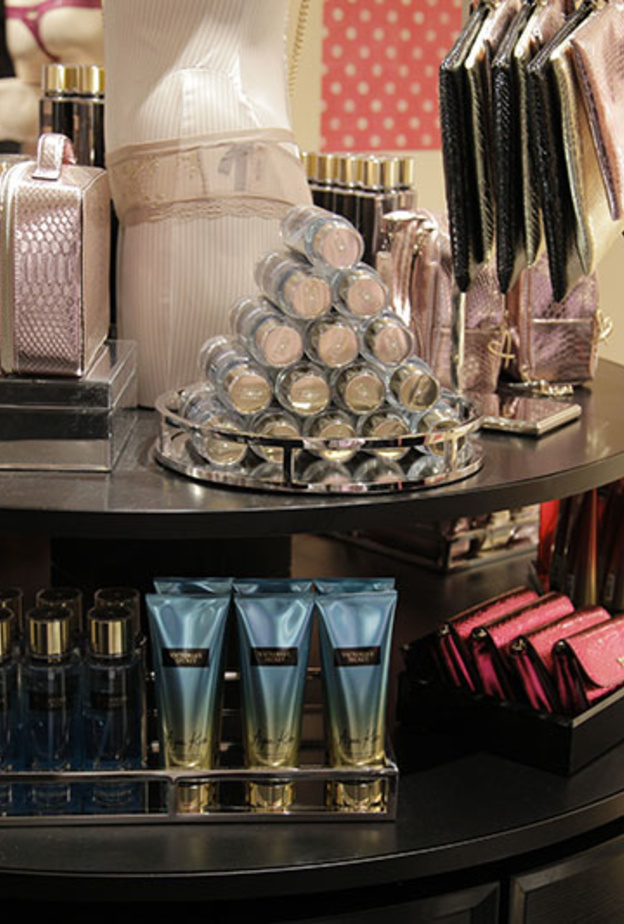 خلال الافتتاح