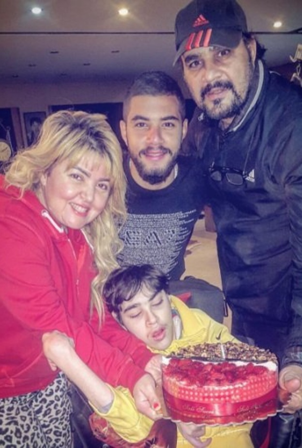 مها احمد تحتفل بعيد ميلاد نجلها المريض