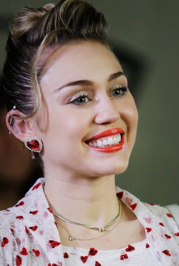 مايلي سايرس