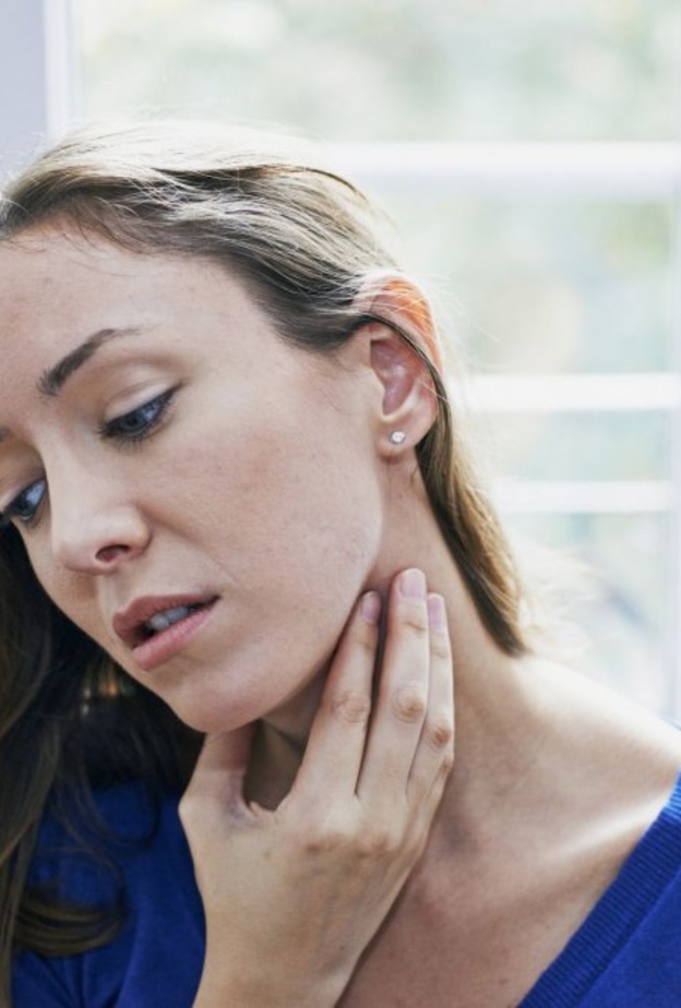 اعراض تضخم الغدد اللمفاوية تحت الفك السفلي