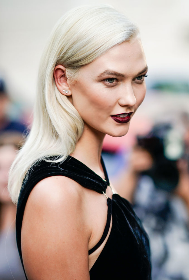 مكياج 2018 مع احمر شفاه مخملي باسلوب كارلي كلوس