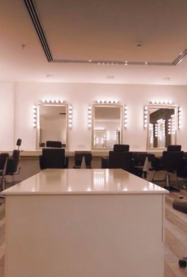 أكاديمية نضرة للتجميل بالرياض