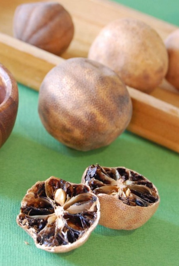 الليمون الاسود يعزز مناعة الجسم ضد السرطان