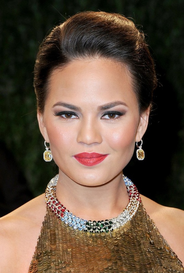 كريسي تيغن ترتدي خواتم لورين شوارتز Lorraine Schwartz