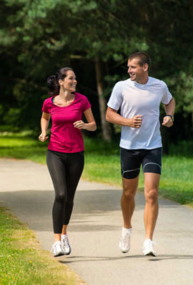  رياضة المشي تساعد في علاج الضغط