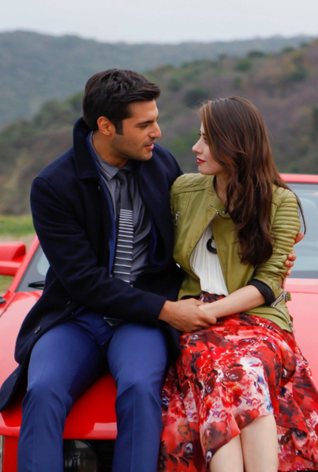 أوزجي جوريل وسركان تشاي أوغلو 