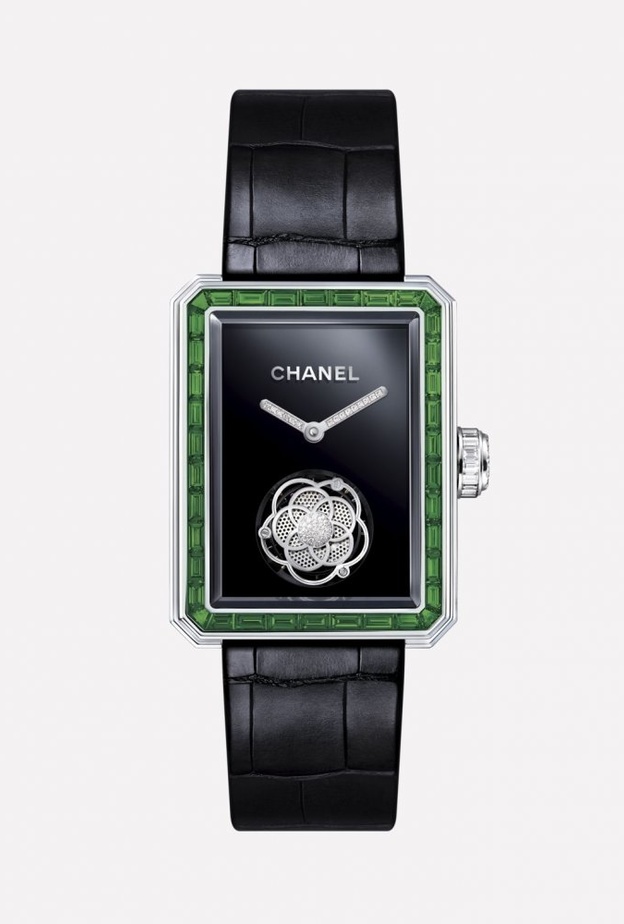 ساعة ديور من الذهب الأصفر والماس