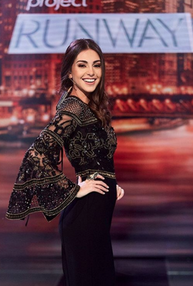 فستان سهرة فاخر باللون الأسود تألقت به فاليري أبو شقرا.