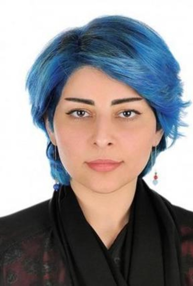 يحكي فيلم أيقظني قصة امرأة وحيدة تدعى سلام